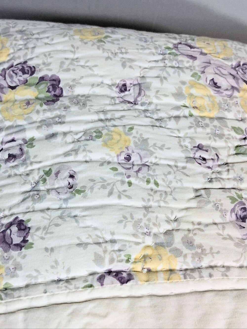 Floral "102" X 90" Vintage Shabby Chic Lavender and Yellow Geometric Quilt - Picture 5 of 16